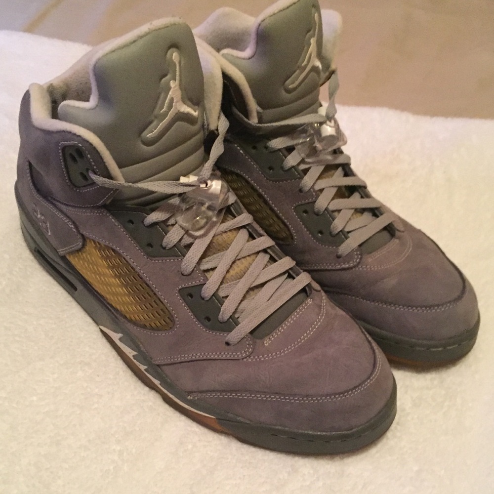 Air Jordan Retro 5 silver